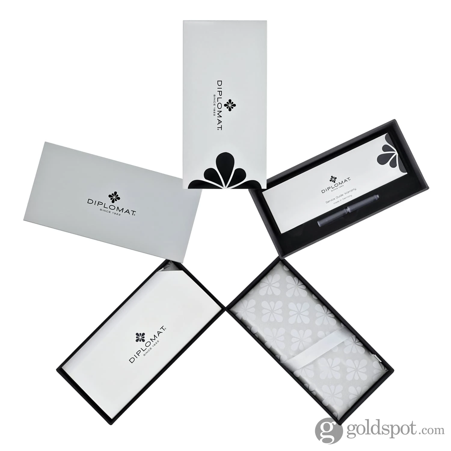 Diplomat Excellence A2 Rollerball Pen In Black Lacquer With Gold Trim 2 Diplomat Excellence A2 Rollerball Pen In Black Lacquer With Gold Trim - Image 2