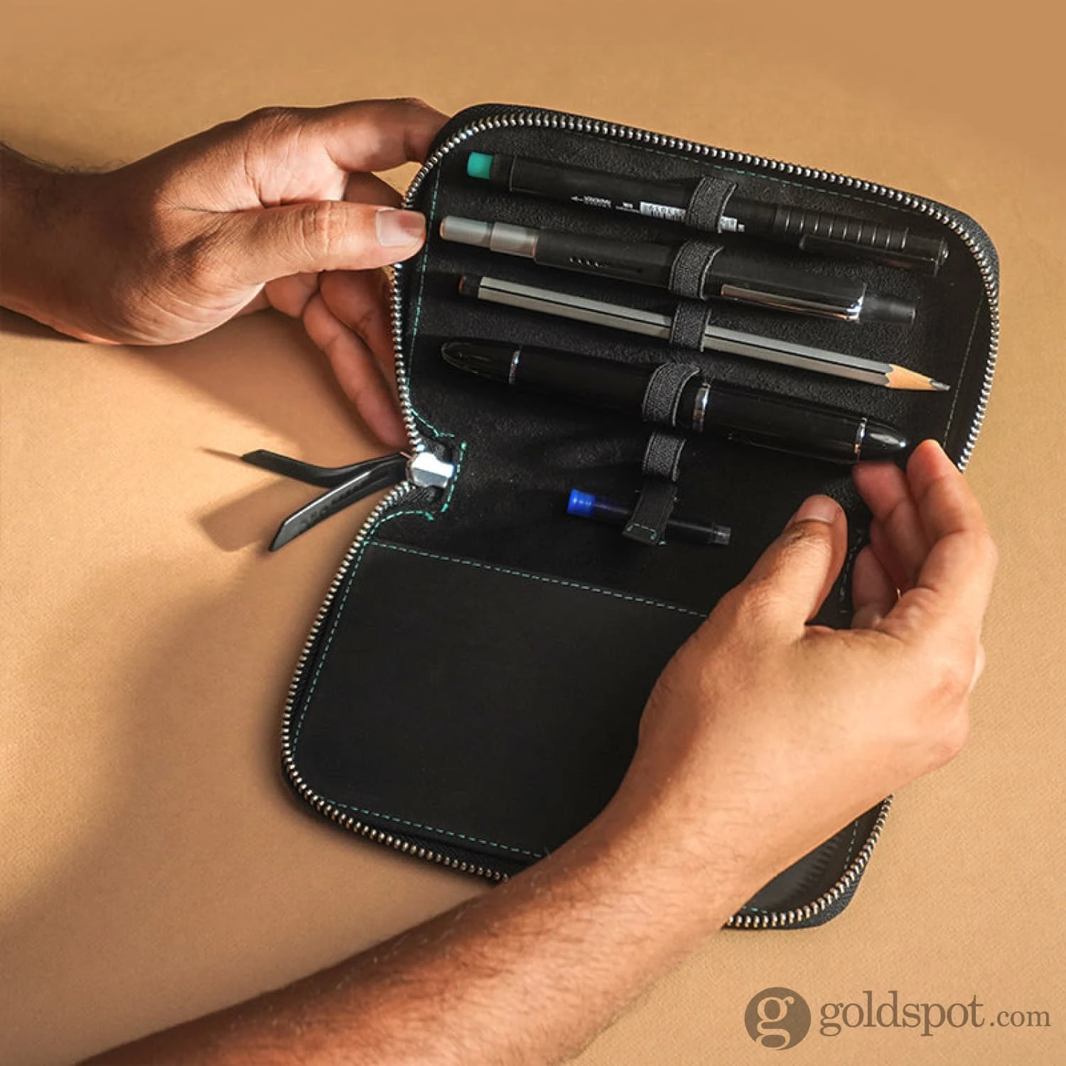 Endless Companion Leather Adjustable 5 Pen Pouch In Black 5 Endless Companion Leather Adjustable 5 Pen Pouch In Black - Image 5