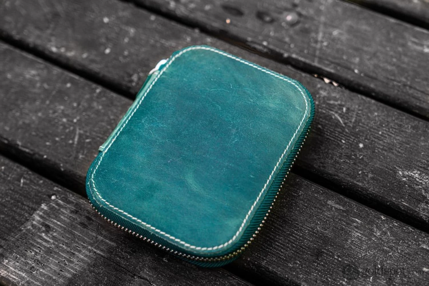 Galen Leather Pen Case Zippered 10 Slots In Crazy Forest Green 3 Galen Leather Pen Case Zippered 10 Slots In Crazy Forest Green - Image 3